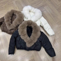 Damen nan kurze gesteppte Cropped-Pufferjacke mit voluminösem Kunstpelzkragen Drune