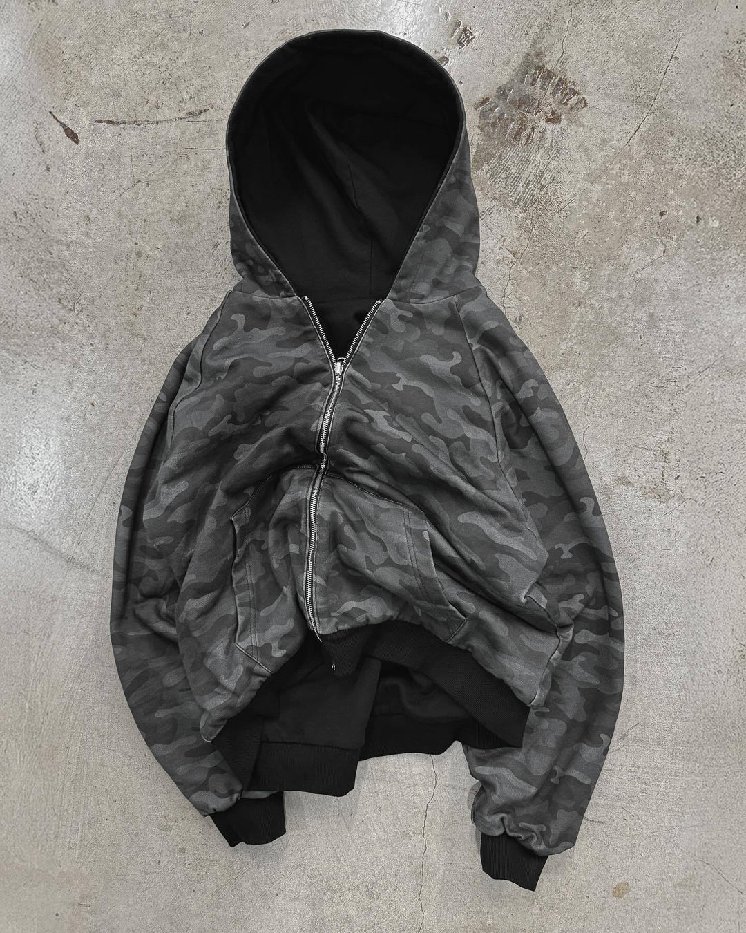 Unisex nan gefütterte Kapuzenjacke kurz geschnitten mit Kreuz-Reißverschluss Drune