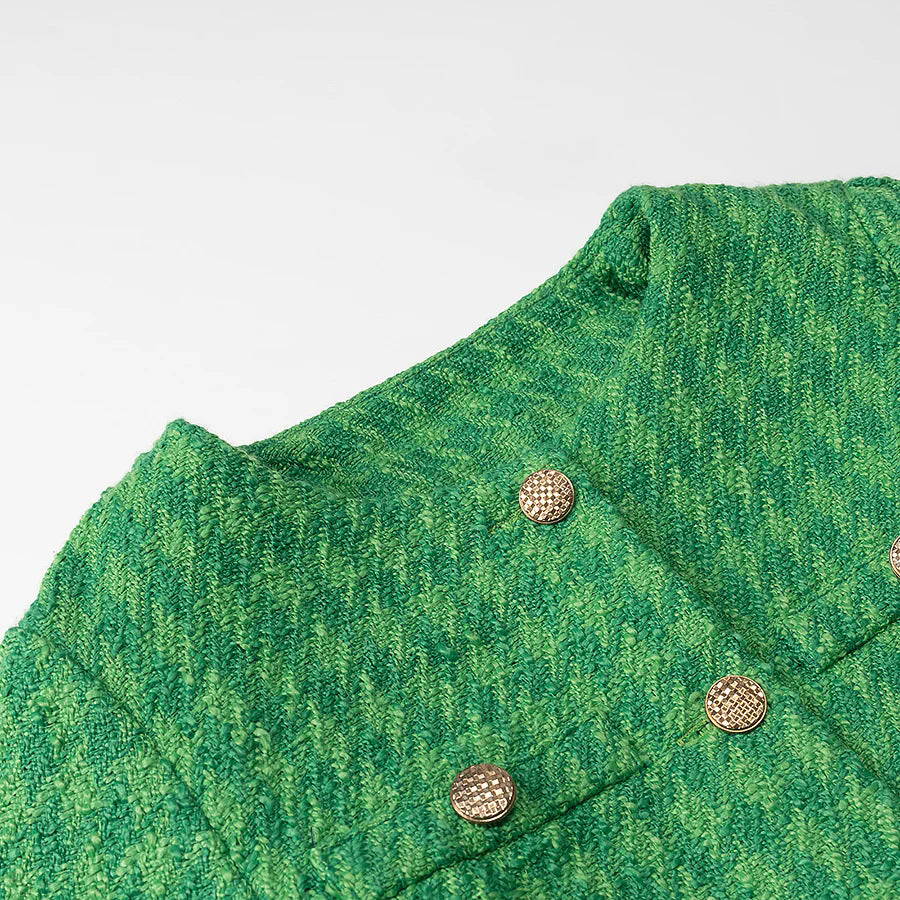 Damen nan kurzes Bouclé-Tweed Jackett mit Rundhalsausschnitt, Zierknöpfen und aufgesetzten Brustpaspeln Drune