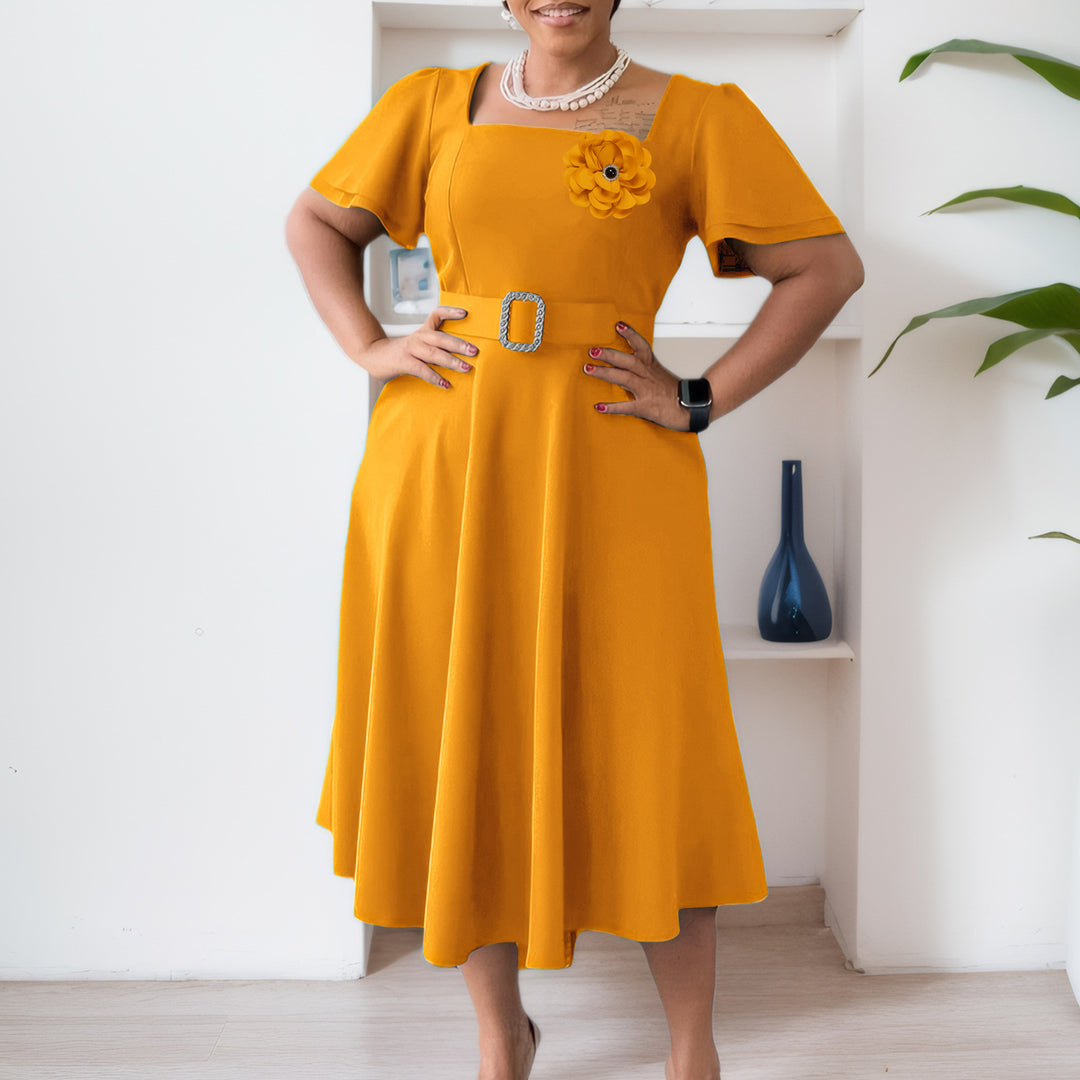 Damen Midi Kleid mit gerafftem Ausschnitt und breitem Gürtel Drune