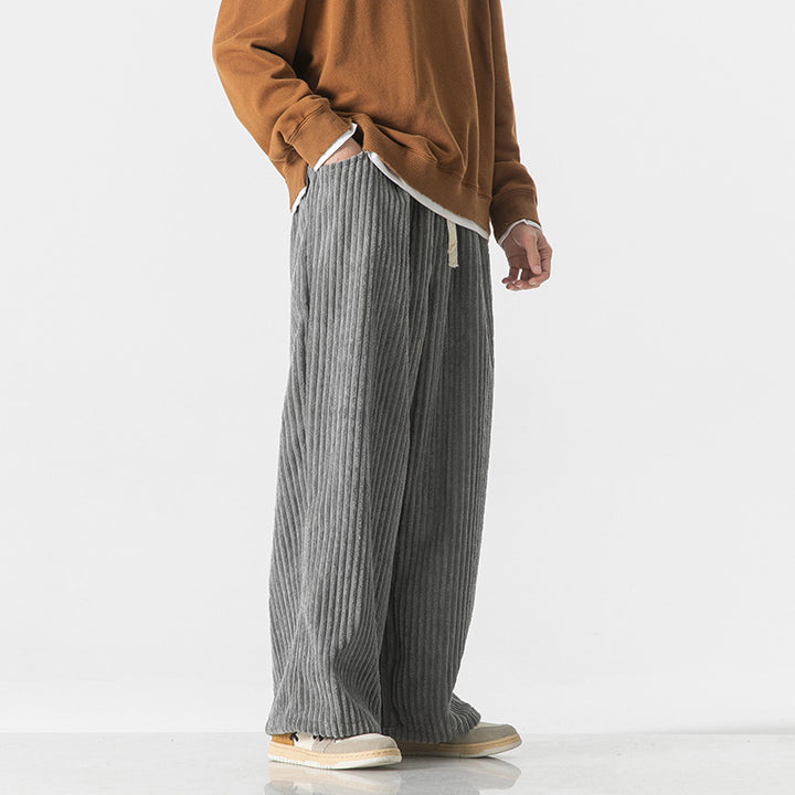Herren Weit geschnittene Cordhose mit Tunnelzugbund und markanter Rippenstruktur Drune