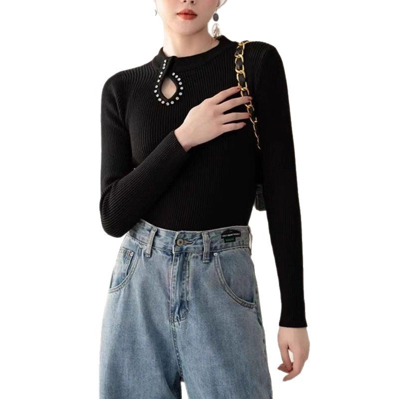 Damen Langarmshirt mit elegantem Ausschnitt und Schmuckdetails Drune
