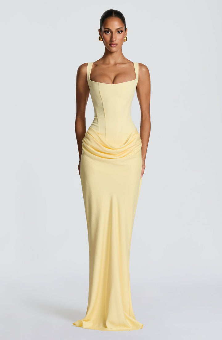 Damen Elegantes langes Etuikleid mit taillierter Silhouette und raffinierter Drapierung Drune