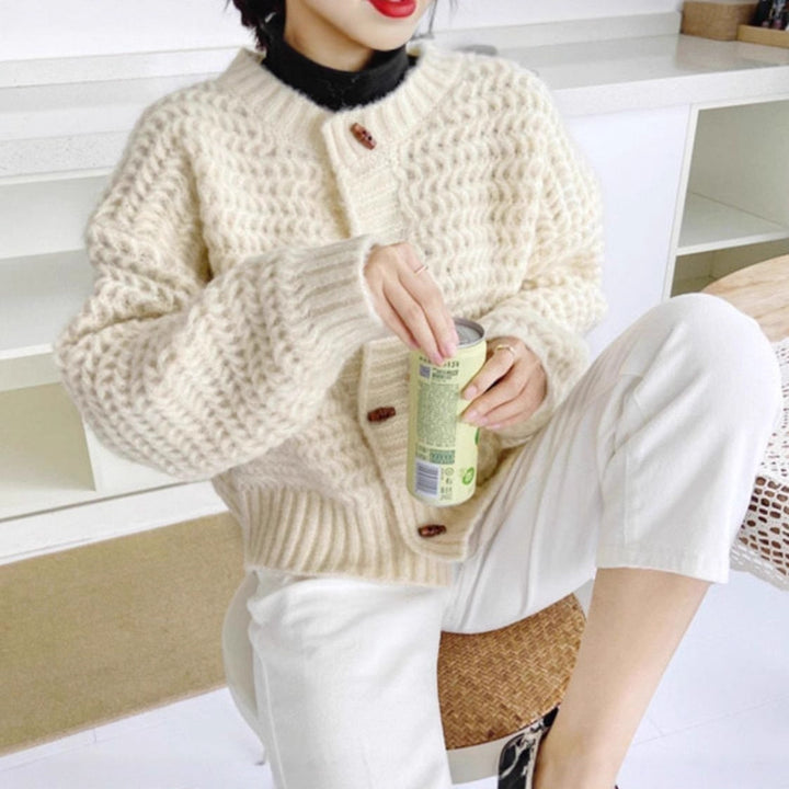 Damen Grobstrickpullover mit dekorativer Knopfleiste und wabenförmigem Muster Drune