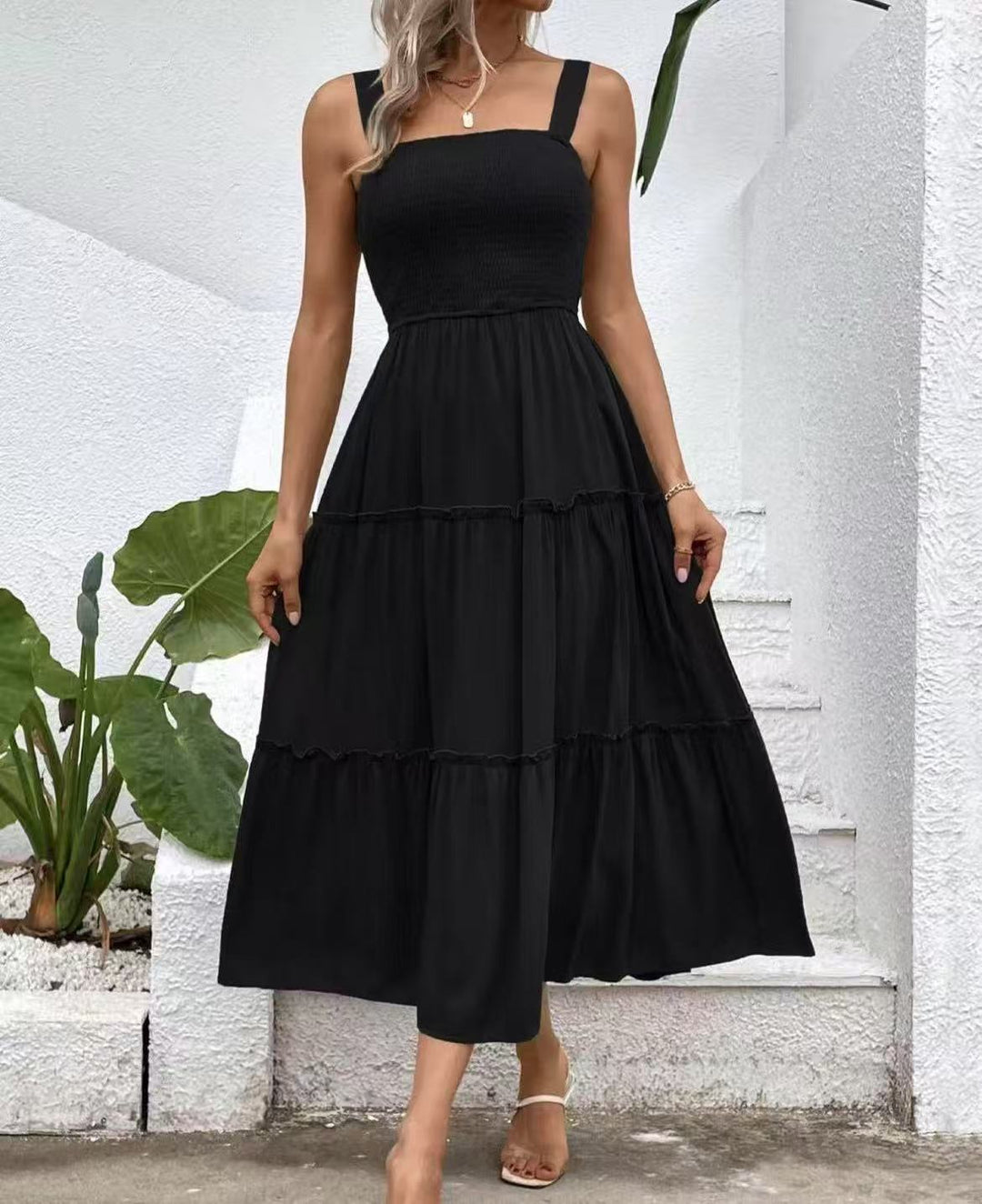Damen Maxikleid mit elastischem Bustier und fließendem Rock Drune