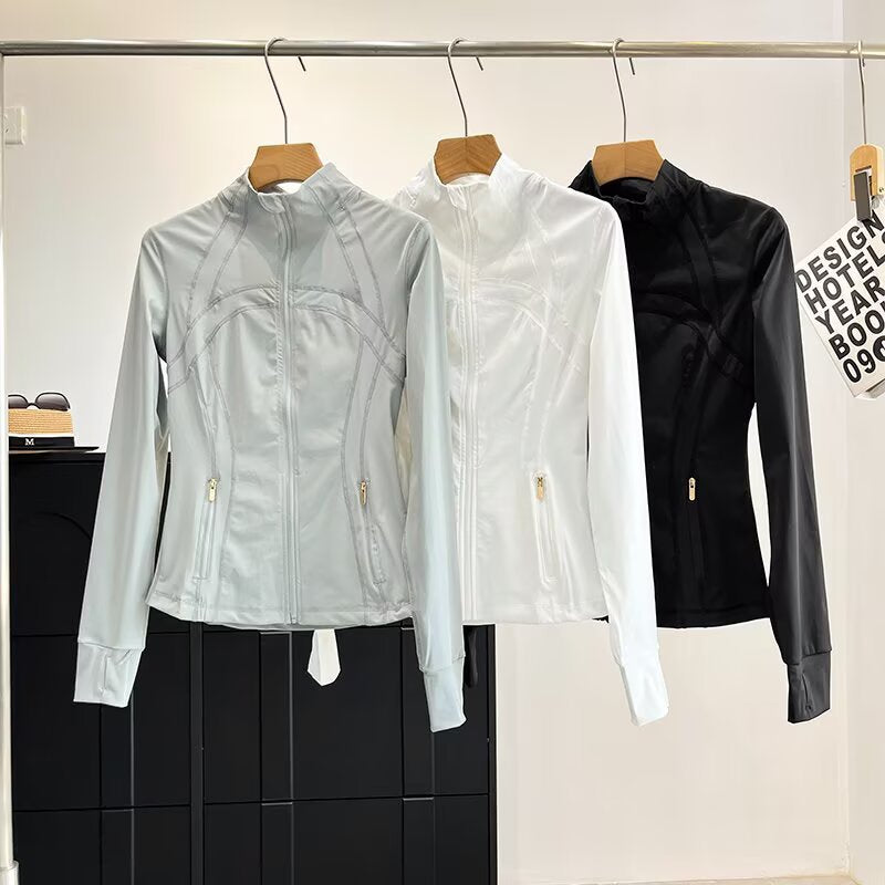 Damen Sportliche Laufjacke mit hohem Kragen und atmungsaktivem Material Drune