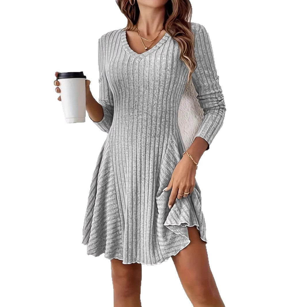 Damen Geripptes V-Ausschnitt-Minikleid mit ausgestelltem Rock und Eingrifftaschen Drune