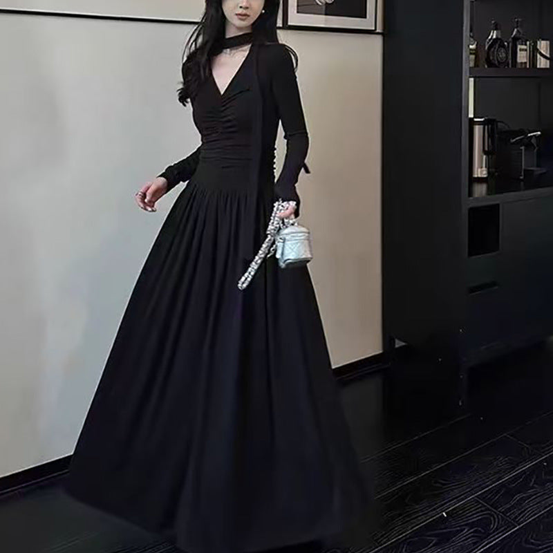 Damen elegantes Maxi-Kleid mit raffiniertem V-Ausschnitt und langen Ärmeln Drune