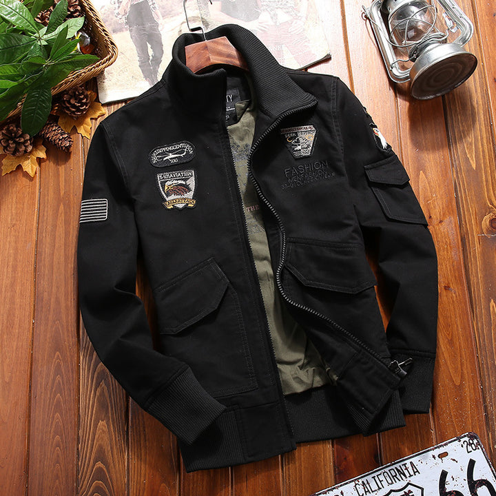 Herren Field-Bomberjacke aus robustem Canvas mit Aufnäher-Details und Ärmelpattentasche Drune