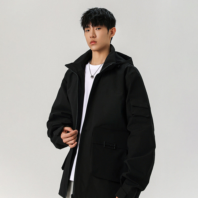 Herren Oversize Utility-Jacke mit technischer Softshell, Kapuze und Mehrfachtaschen Drune