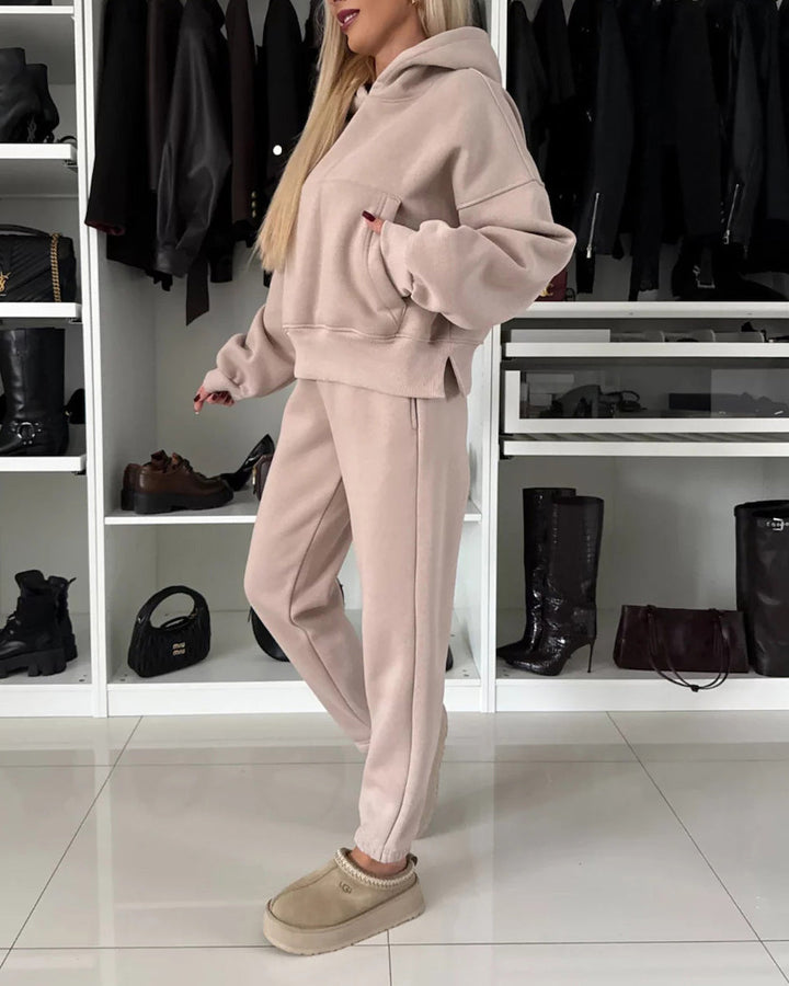 Drune | Run Kapuzenpullover und Cropped Hose Zwei Teile Satz