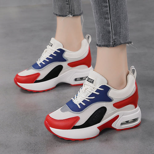 Damen nan dynamischer Retro-Sneaker mit sichtbarer Fersen-Dämpfung, strukturiertem Mesh-Obermaterial und Zuglasche Drune