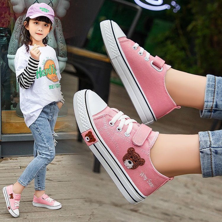 Kindersneaker mit stylischem Klettverschluss
