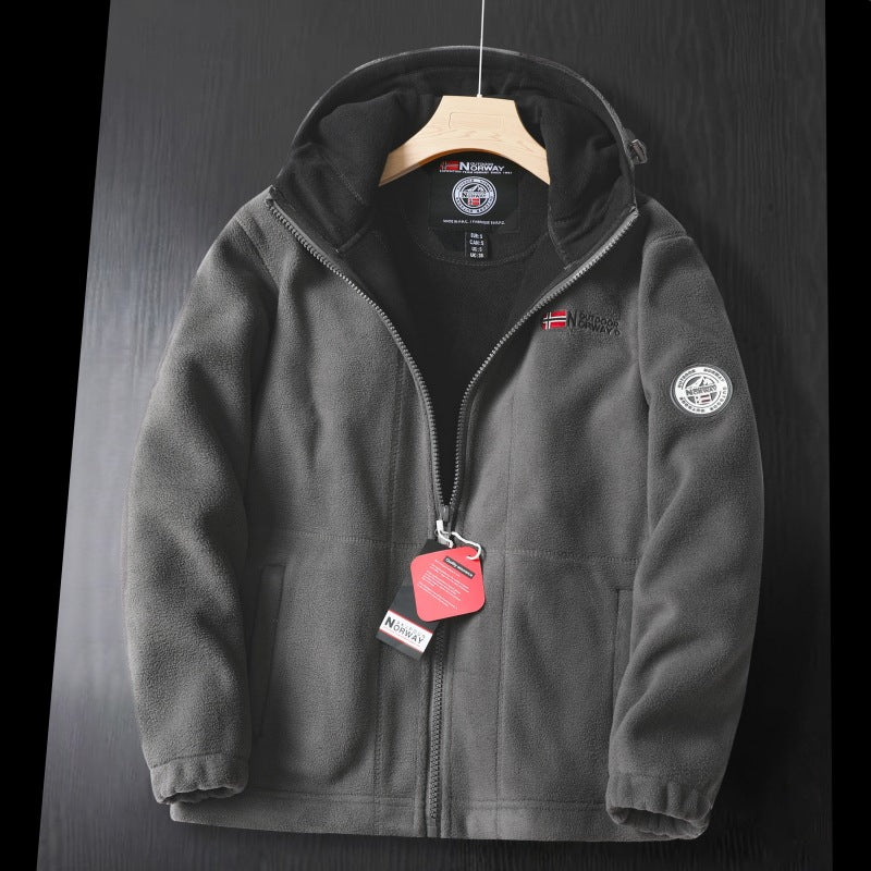 Herren Fleece‑Kapuzenjacke mit wärmender Microfleece‑Fütterung, durchgehendem Reißverschluss und Logo‑Patches Drune