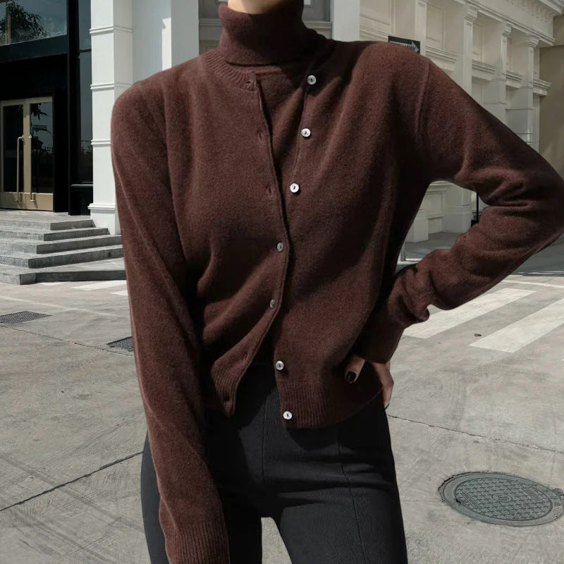 Damen Strickoberteil mit eleganter Knopfleiste und modernen Details Drune