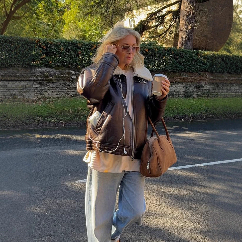 Damen Oversize Fliegerjacke aus Kunstleder mit Teddyfutter und breitem Schnitt Drune