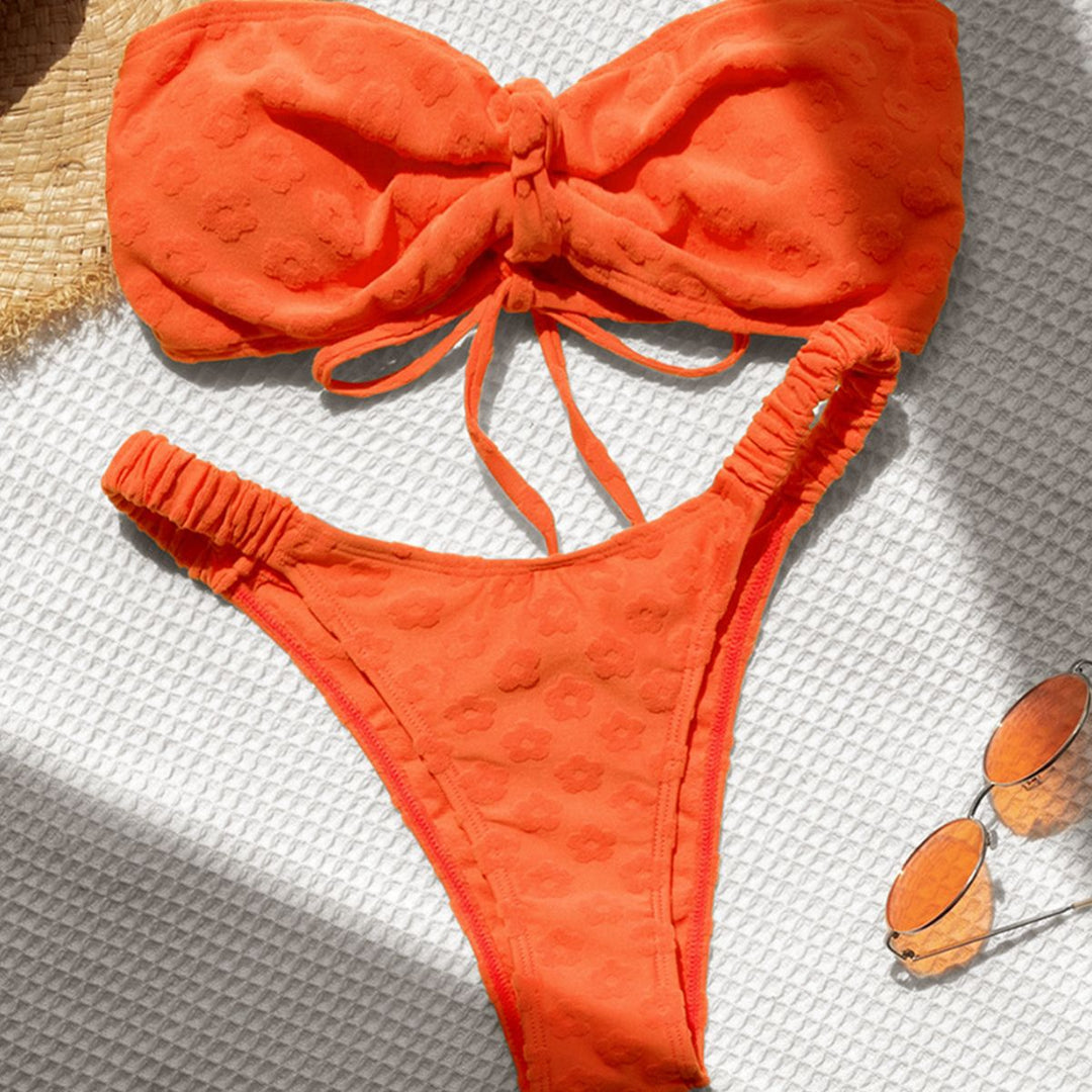 Damen Bandeau-Bikini mit zarten Blütenstrukturen Drune