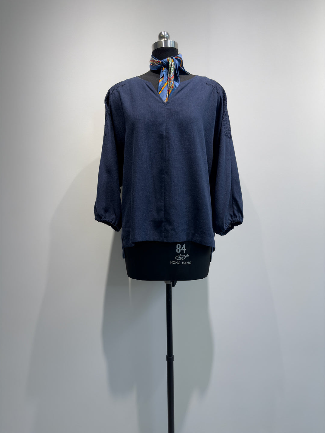 Damen bestickte V-Ausschnitt Bluse Drune