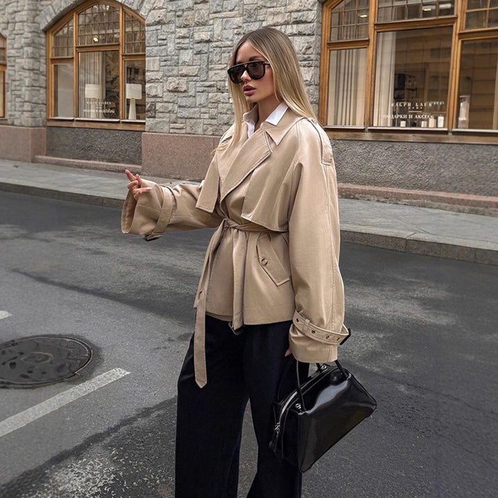 Damen elegante Übergangsjacke mit weich fließendem Schnitt und Taillengürtel Drune