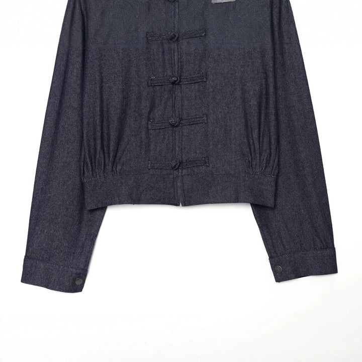 Damen Cropped Jeansjacke im China‑Stil mit Mandarinkragen und Knotenverschlüssen Drune