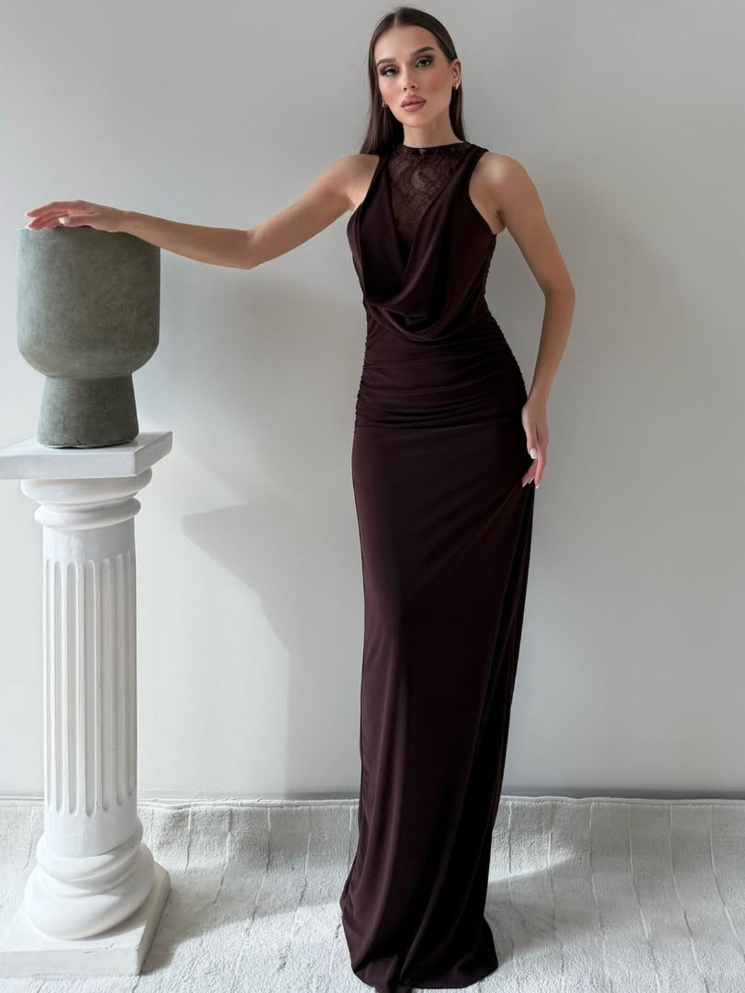 Damen Elegantes Maxikleid mit elegantem Neckholder-Design und raffinierter Spitzenlage Drune