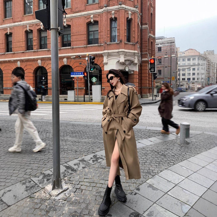 Damen Moderner Boxy-Trenchcoat mit markanter Schulterpartie und Taillengürtel Drune