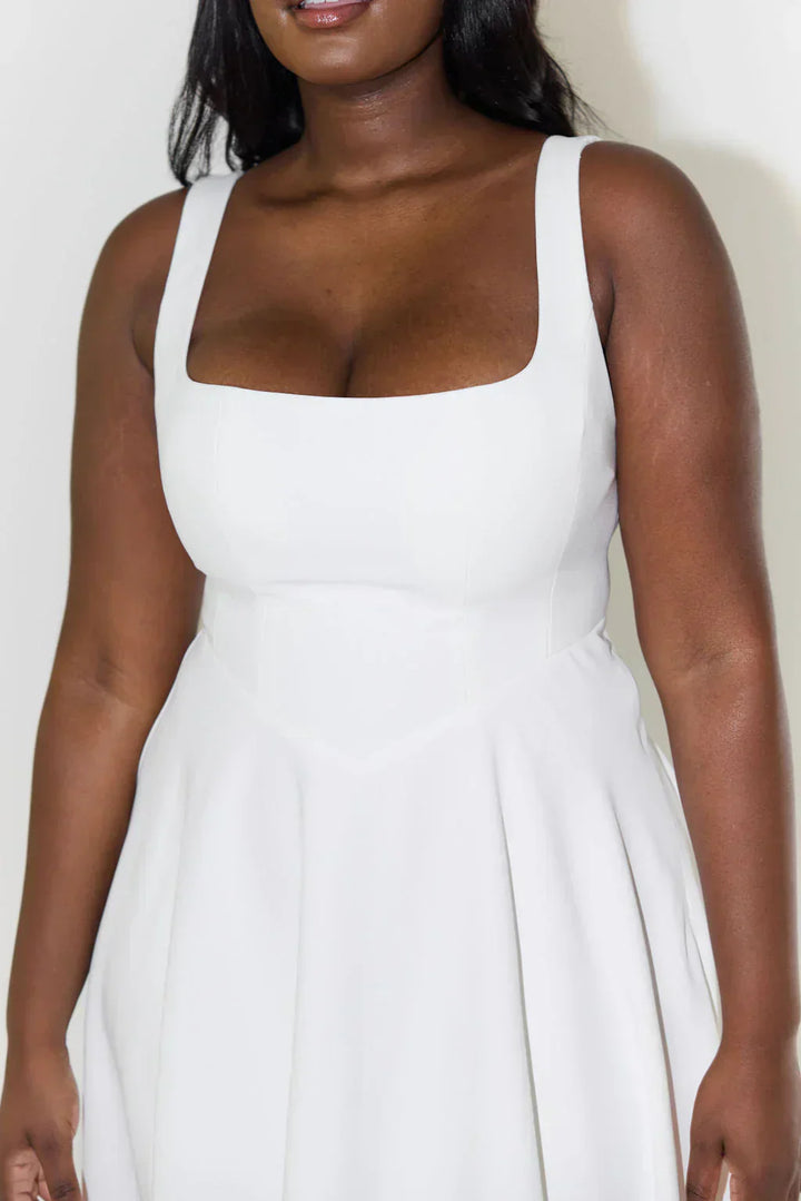 Drune | Midi-Kleid mit Hoher Taille und Quadrat-Ausschnitt