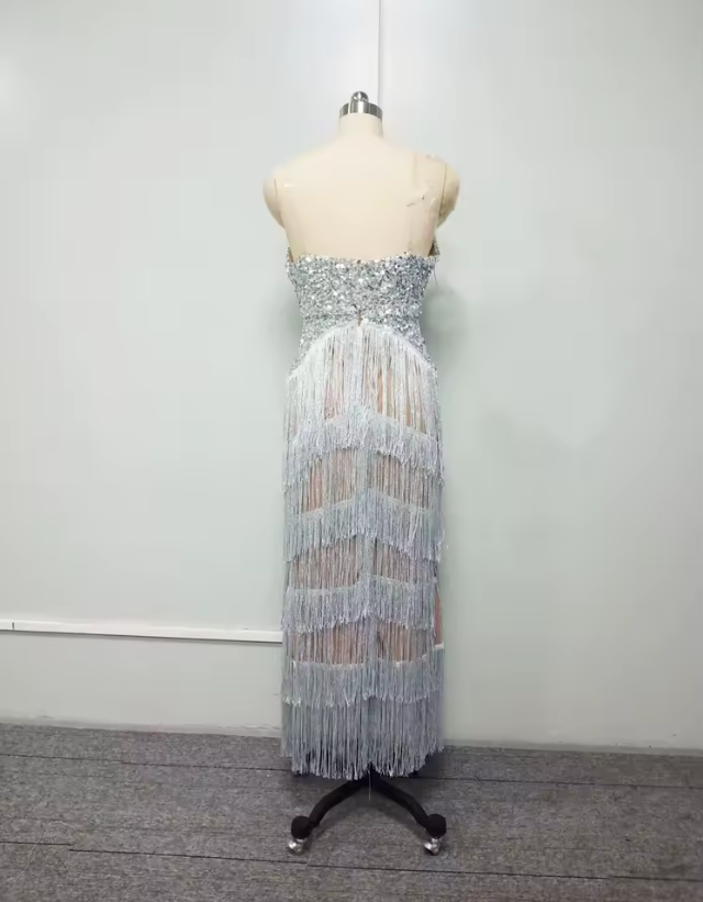 Damen Abendkleid mit funkelnden Fransen und figurbetonter Silhouette Drune