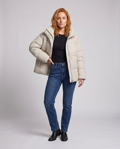 Damen Kurz-Pufferjacke mit hohem Stehkragen, asymmetrischem Reißverschluss und kastiger Oversize-Silhouette Drune