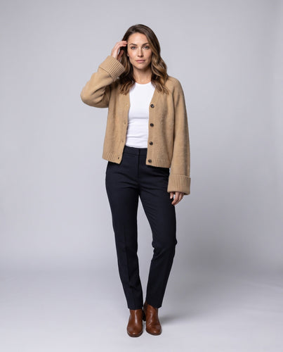 Damen Kurzer Feinstrick-Cardigan mit Ballonärmeln und Knopfleiste Drune