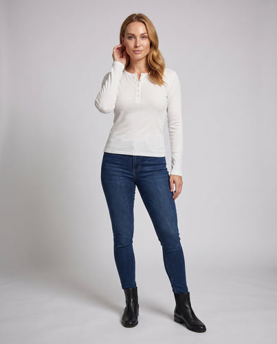 Damen Leichtes semi-transparente Langarm-Henley-Oberteil mit Lagen-Saum Drune
