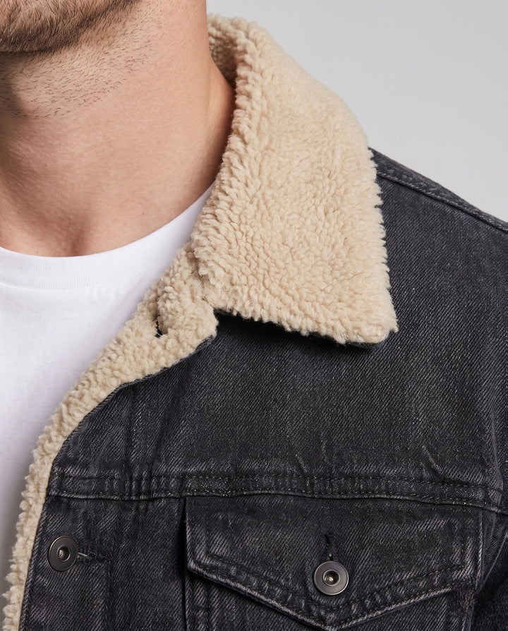 Product 10997495103834 - close_up_detail