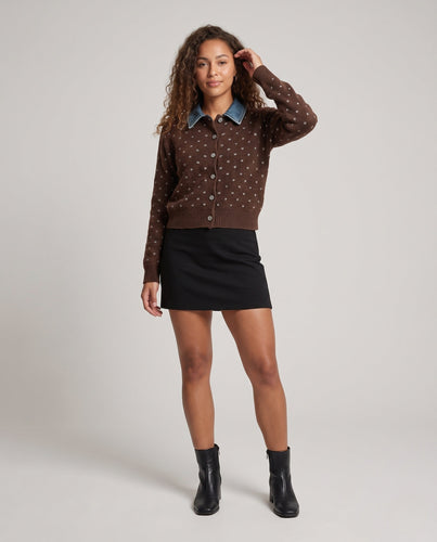 Damen Gepunktete Strickjacke mit Jeanskragen und Knopfleiste Drune