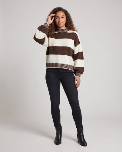 Damen Gestreifter Oversize-Pullover mit markantem Rollkragen und Trompetenärmeln Drune