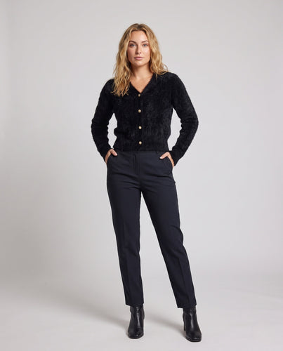 Damen Kurzcardigan aus flauschigem Mohair‑Optik-Strick mit tailliertem Rippsaum und goldenen Zierknöpfen Drune