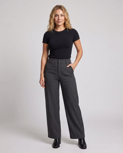 Damen Elegante und weite Hochbundhose Drune