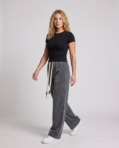 Damen Legere und weite Freizeithose Drune