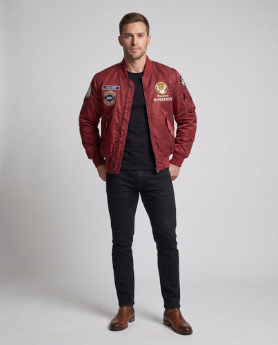 Herren Piloten‑Bomberjacke im Pilotencut mit aufgesetzten Patches und wärmeisolierender Innenlage Drune
