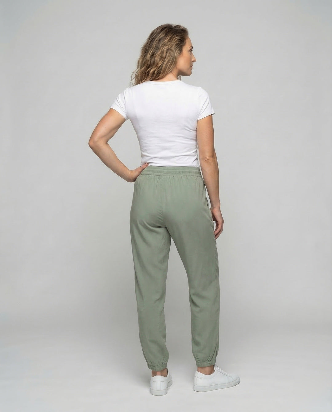 Product 15535324823882 - back_view
