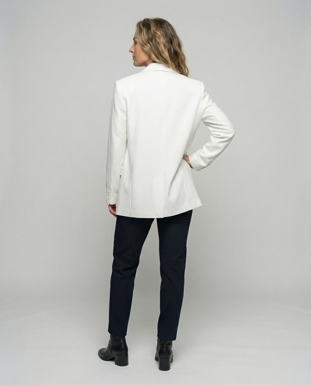Product 15554233958730 - back_view