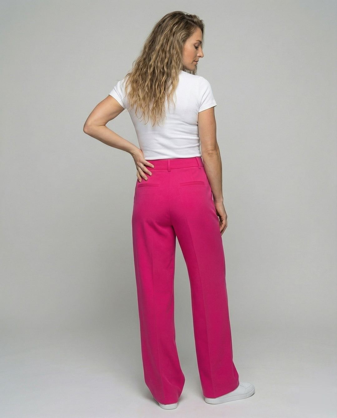 Product 15576252154186 - back_view