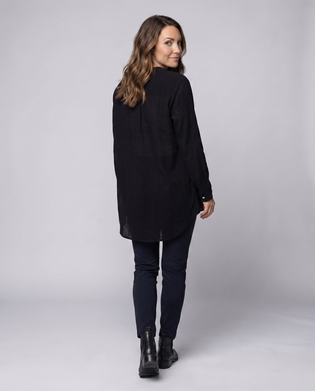 Product 15593994223946 - back_view