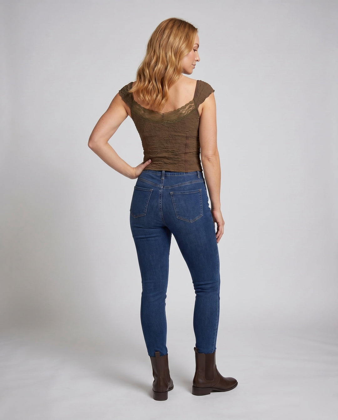 Product 15634869027146 - back_view