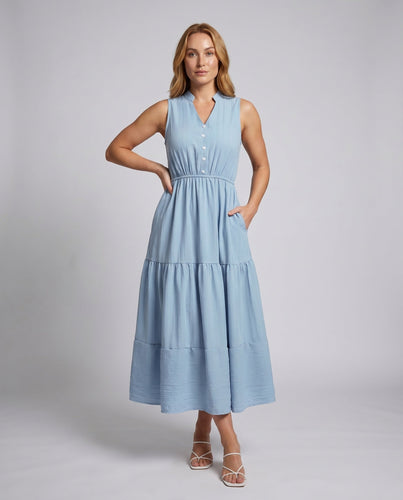 Damen Maxikleid mit knopfverzierten Details und fließendem Rock