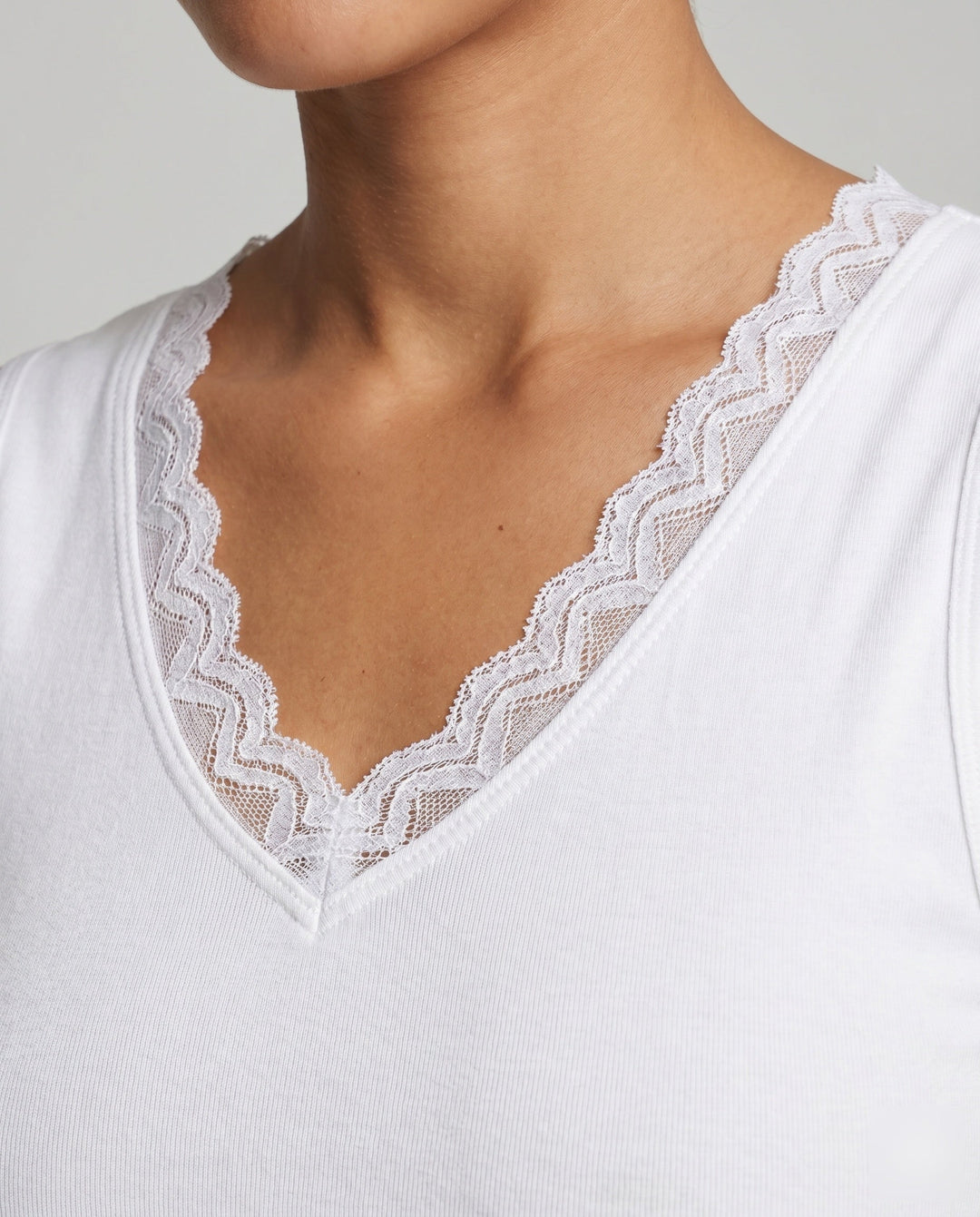 Product 15636509196618 - close_up_detail