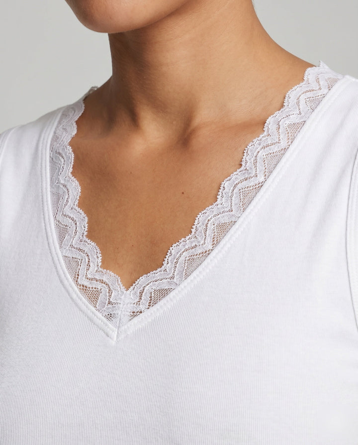 Product 15636509196618 - close_up_detail