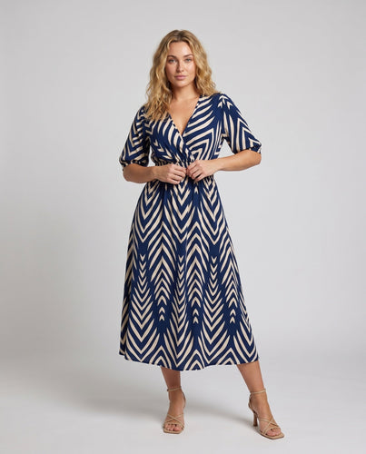 Damen Maxikleid mit Wickeloptik und seitlichem Schlitz