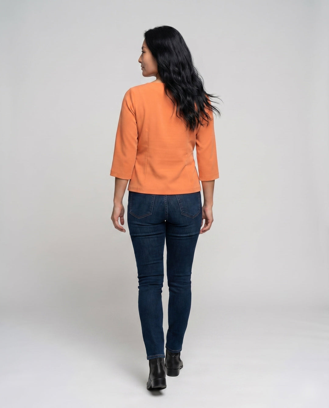 Product 15639209804106 - back_view