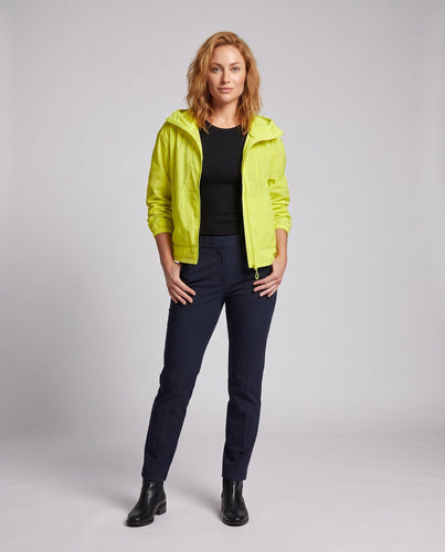 Damen leichte Funktionsjacke mit praktischen Taschen Drune