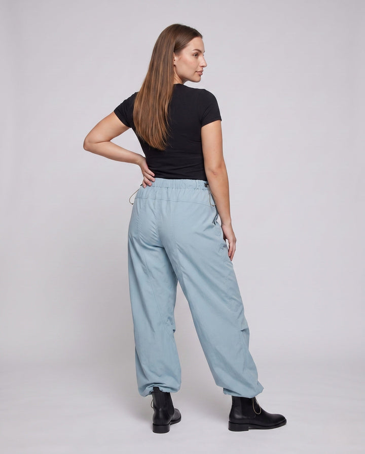 Product 15854565523786 - back_view